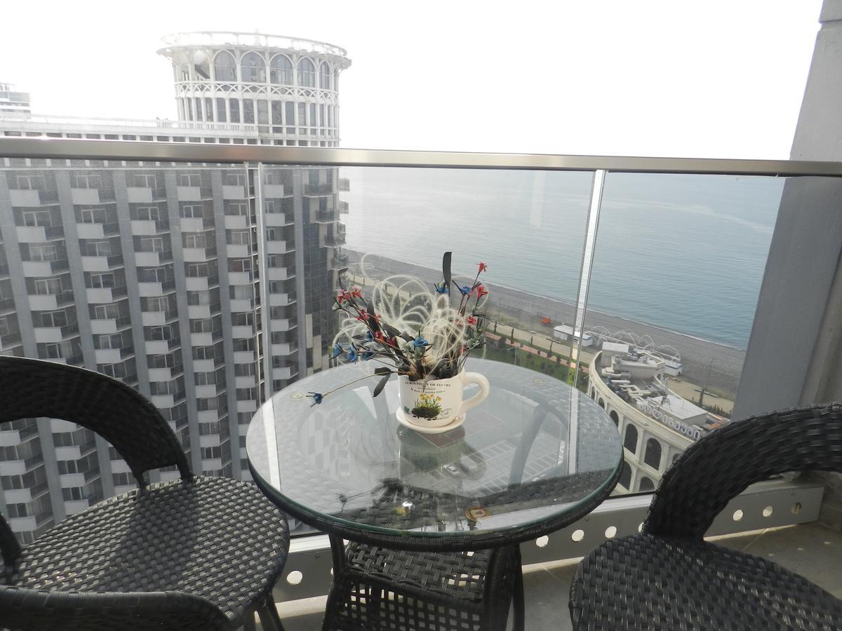Apartment Orbi Dado Batumi Eksteriør billede