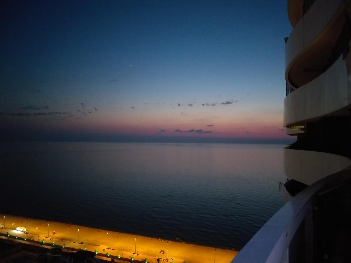 Apartment Orbi Dado Batumi Eksteriør billede